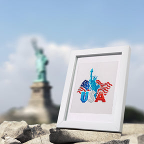 Framed USA Edition Mini Kunst Diamond Painting with Statue of Liberty in the background