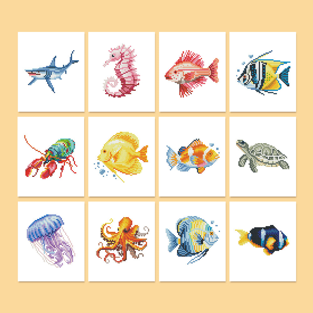 Diamond painting kit featuring colorful marine creatures including fish, seahorse, turtle, jellyfish, lobster, and octopus - Meeresbewohner Mini Kunst 12er SET.