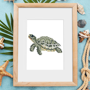 Framed Mini Kunst Diamond Painting of a Sea Turtle with Seashells and Tropical Leaves Background